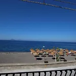 아파트 Oasi 2 Terrace Overlooking The Sea In *